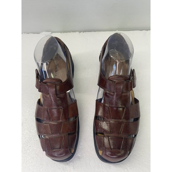 Thom McAn, woman’s size 8 brown sandals, shoe - Picture 8 of 16